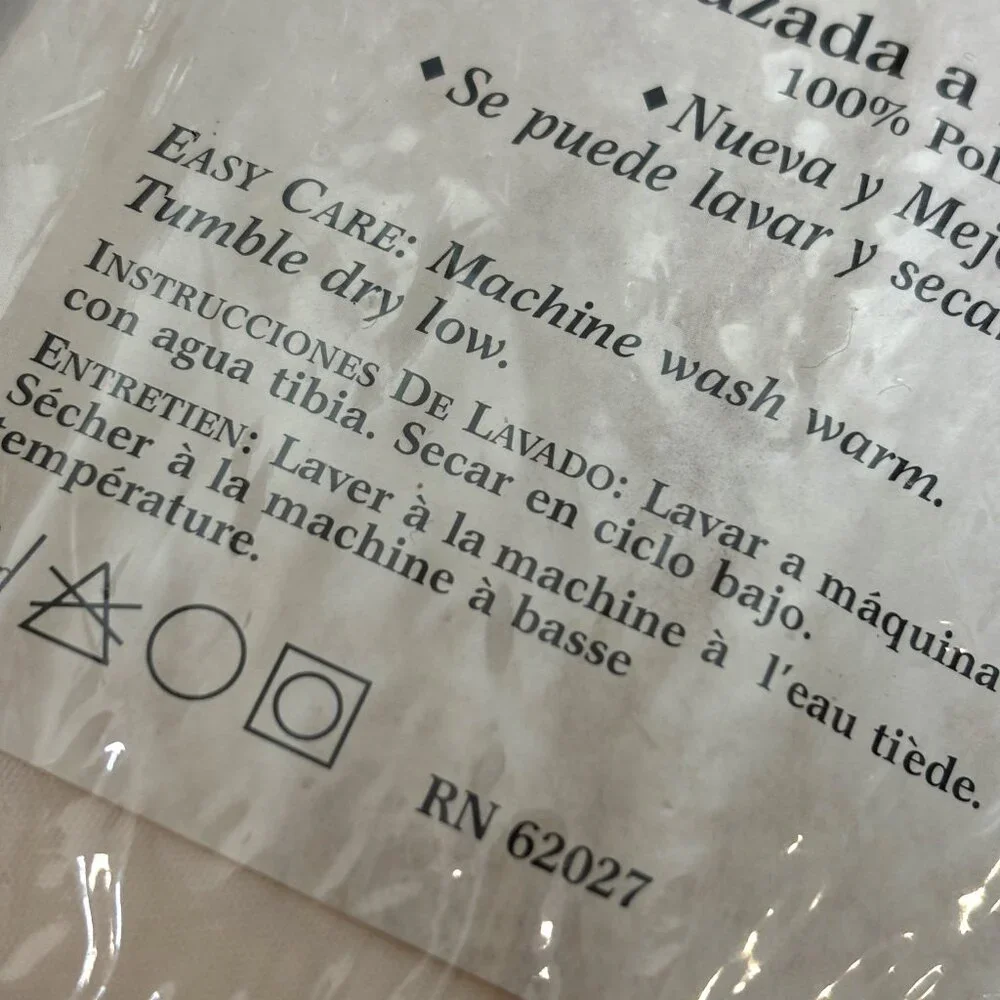 Plymouth 100% Polyester Cream Blanket NWT Vintage - Picture 5 of 11